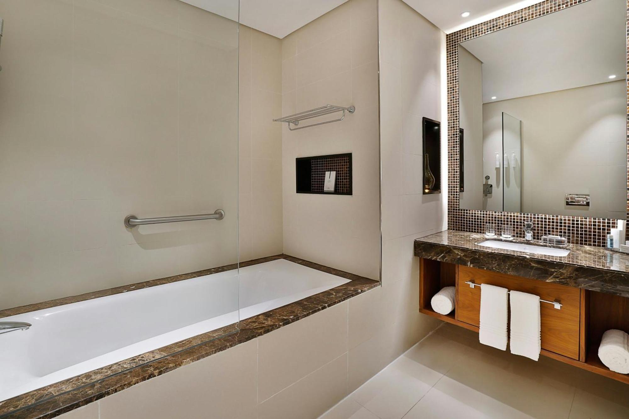 Marriott Diplomatic Quarter 4*